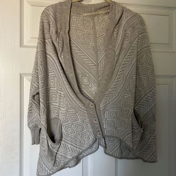 Gray Oversized Cardigan - Poncho Like - 12th Street by Cynthia Vincent - Small - Picture 2 of 6